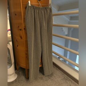 Women’s Black and White Pants